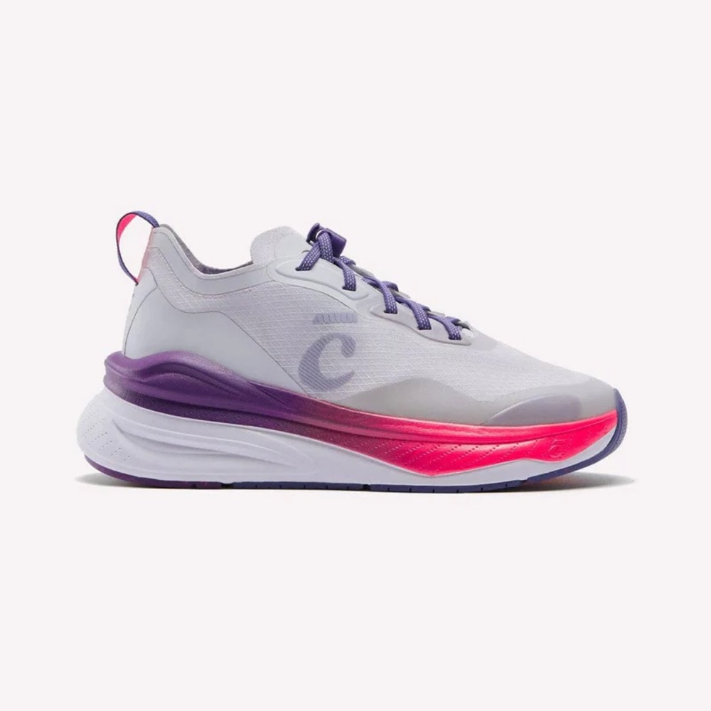 Clove alto shoes brand new. Size 7.